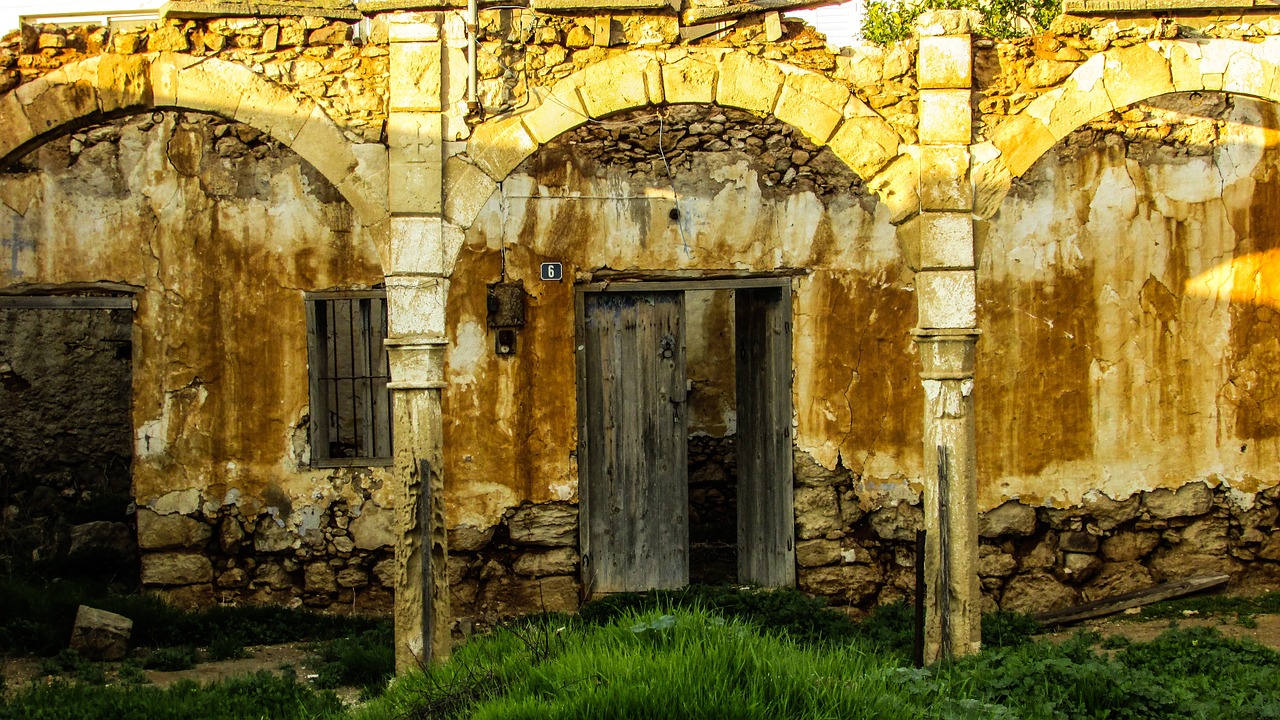 cyprus paralimni old house free photo