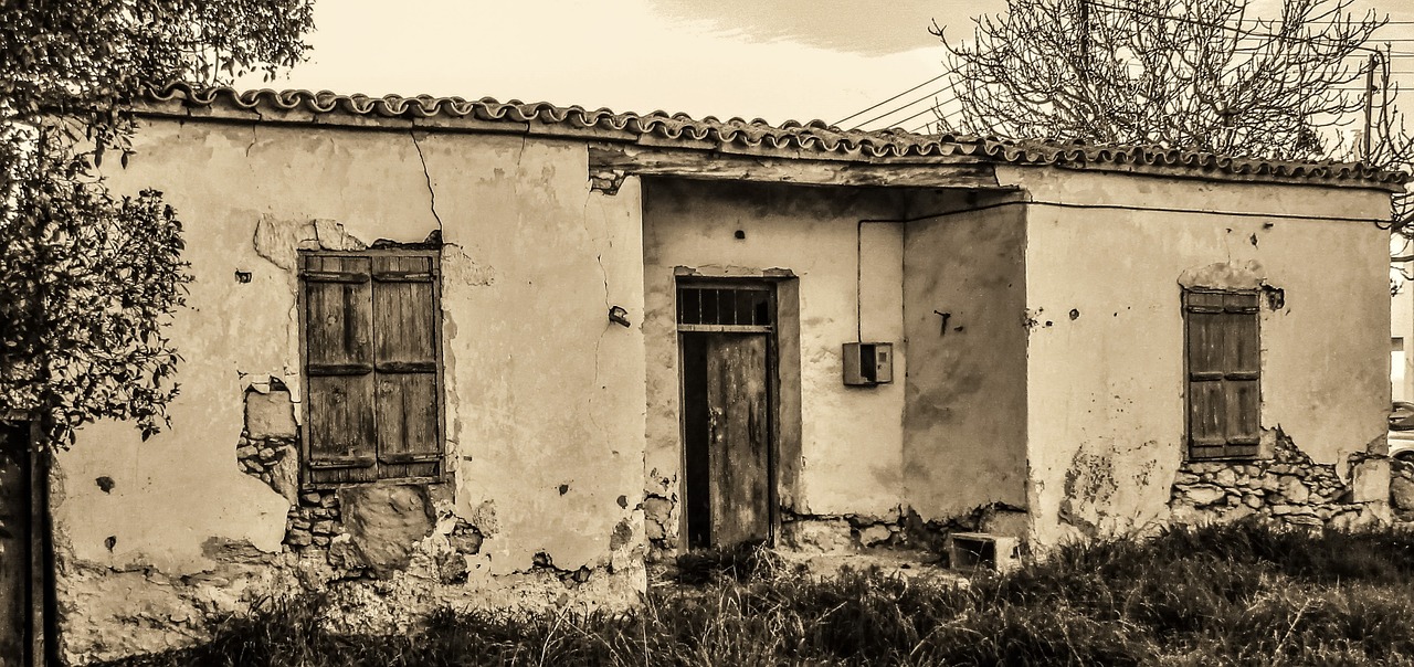 cyprus paralimni old house free photo
