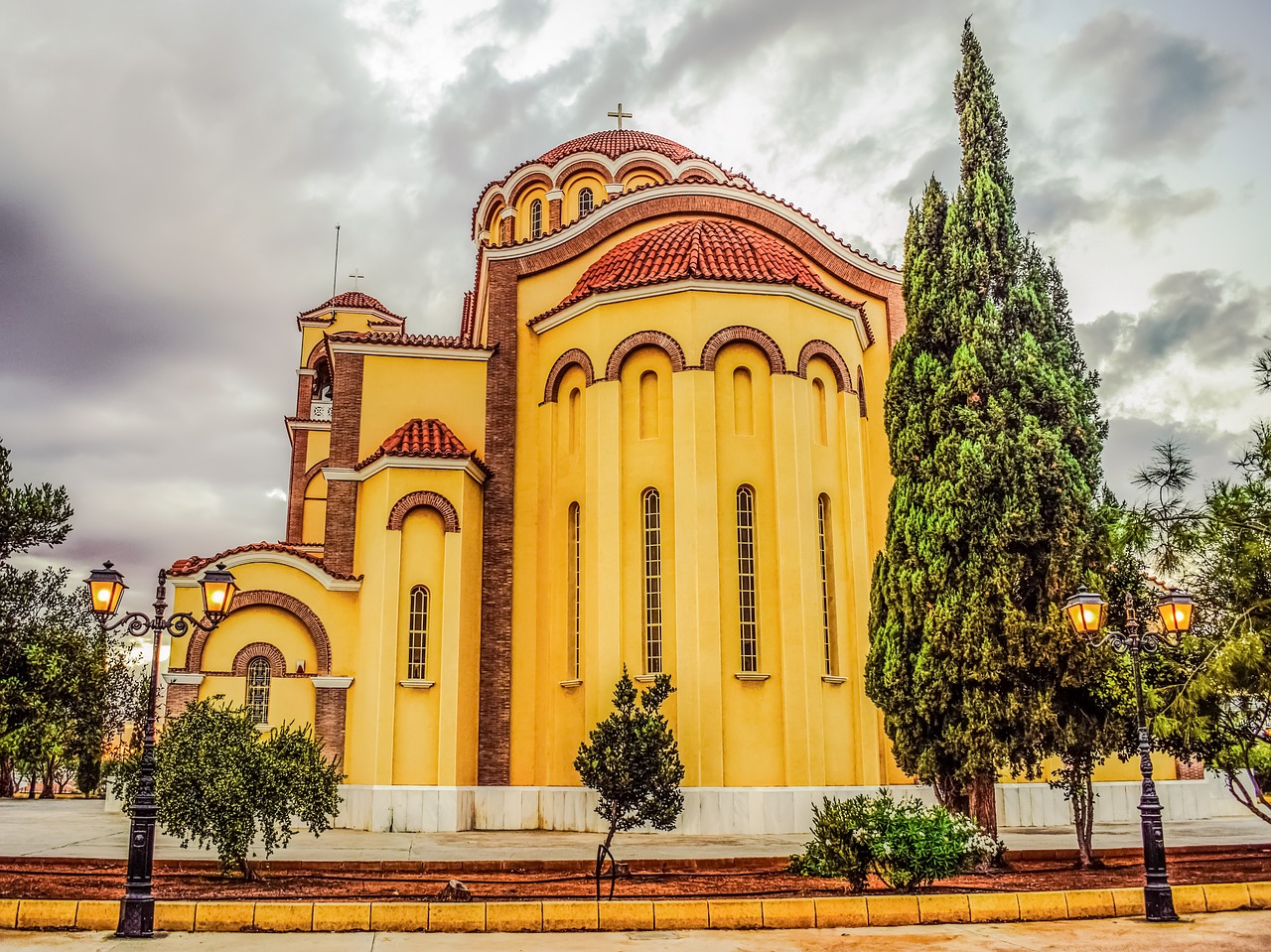 cyprus paralimni church free photo