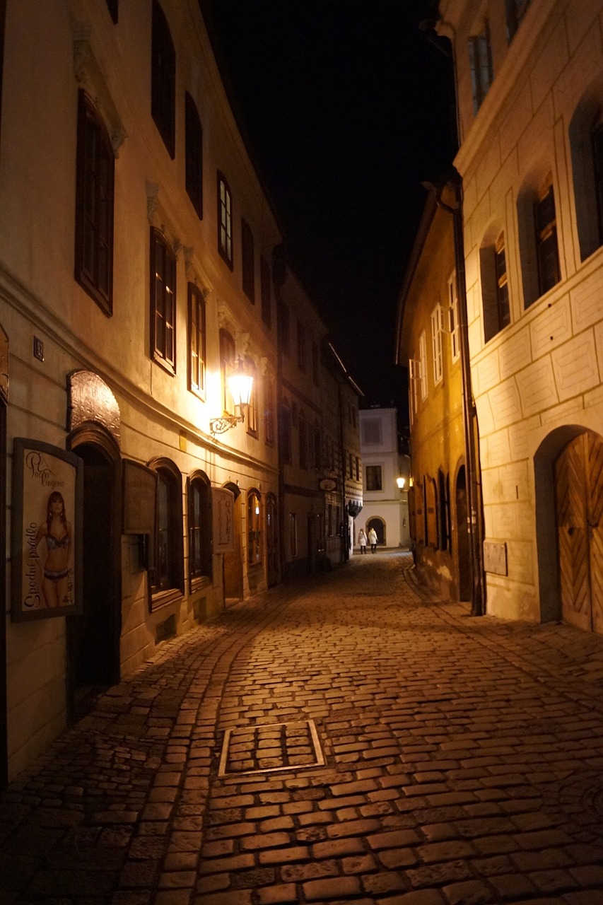 czech krumlov czech republic at night free photo