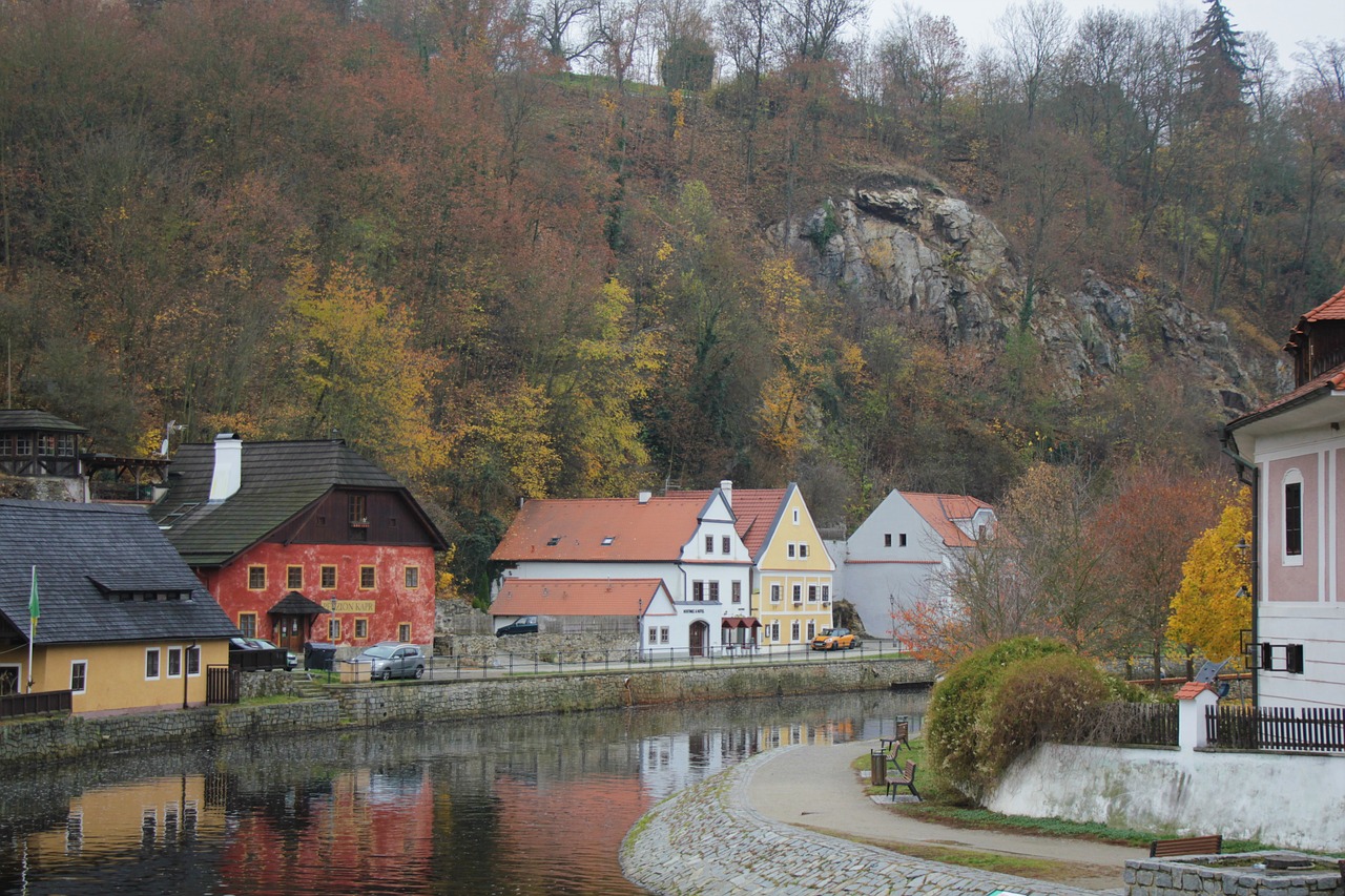 czech republic  krumlov  city free photo