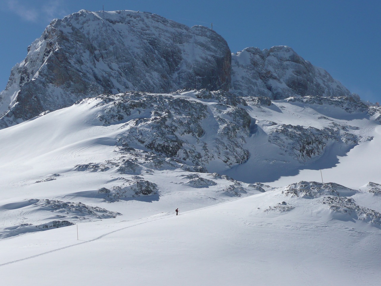 dachstein backcountry skiiing snow free photo
