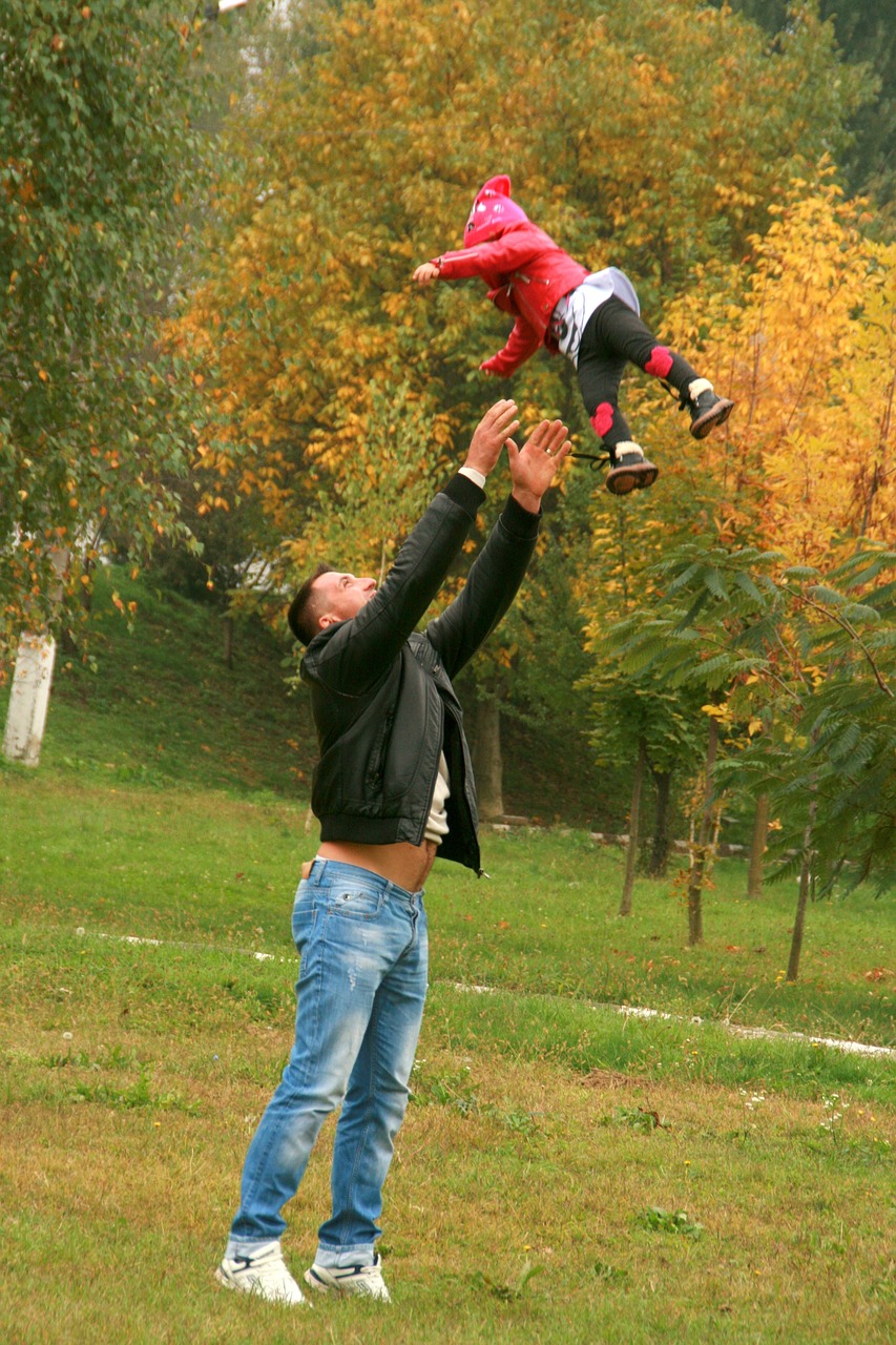 dad daughter flight free photo