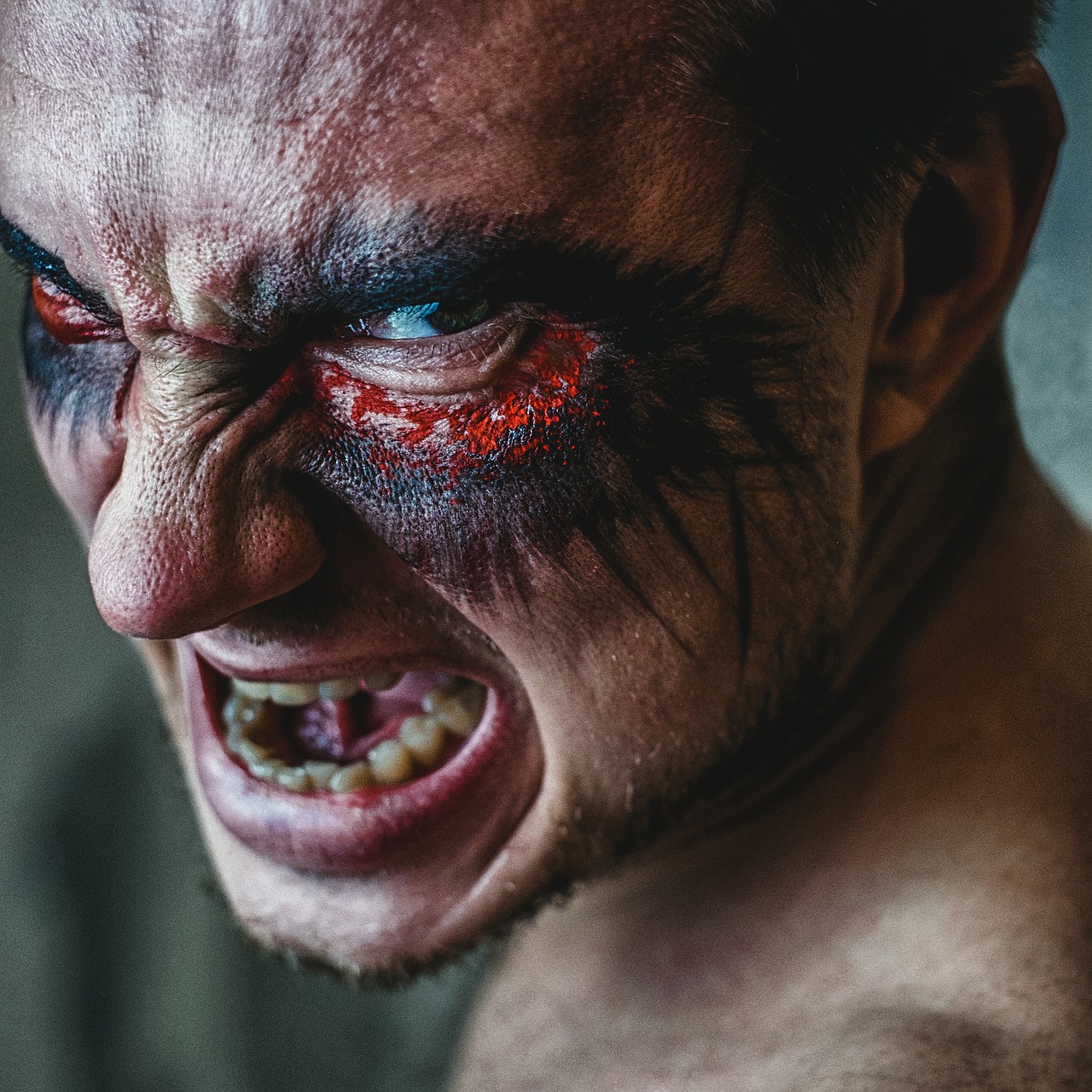 daemon grin man free photo