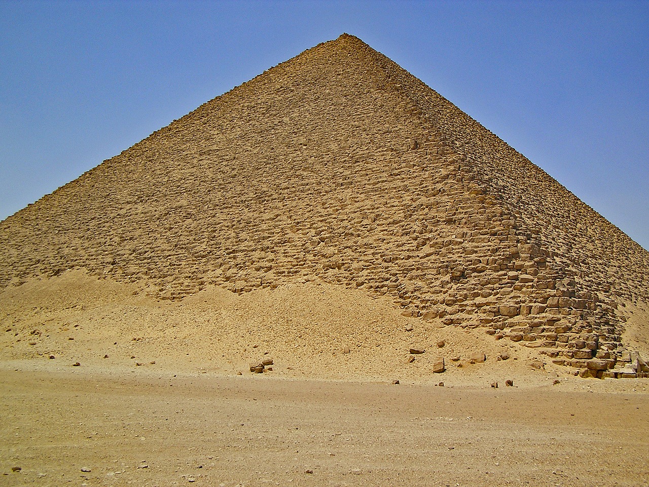 dahshur egypt pyramids