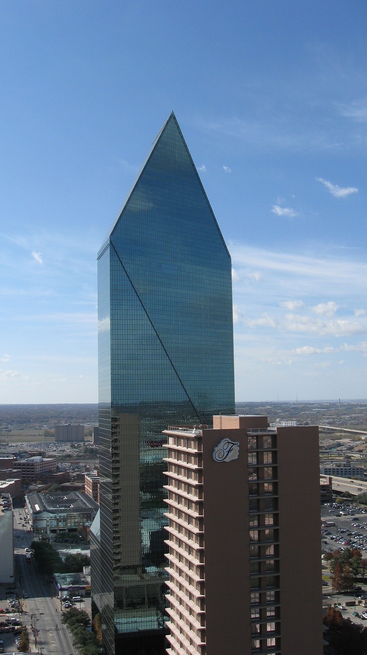 fountain place dallas texas free photo