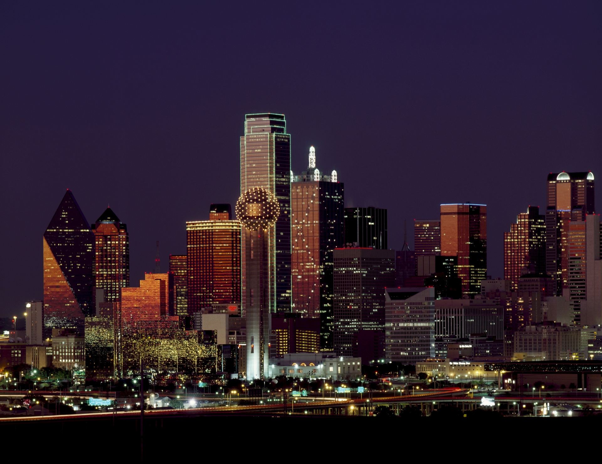Dallas,Tx  Dallas city, City view night, Downtown dallas texas