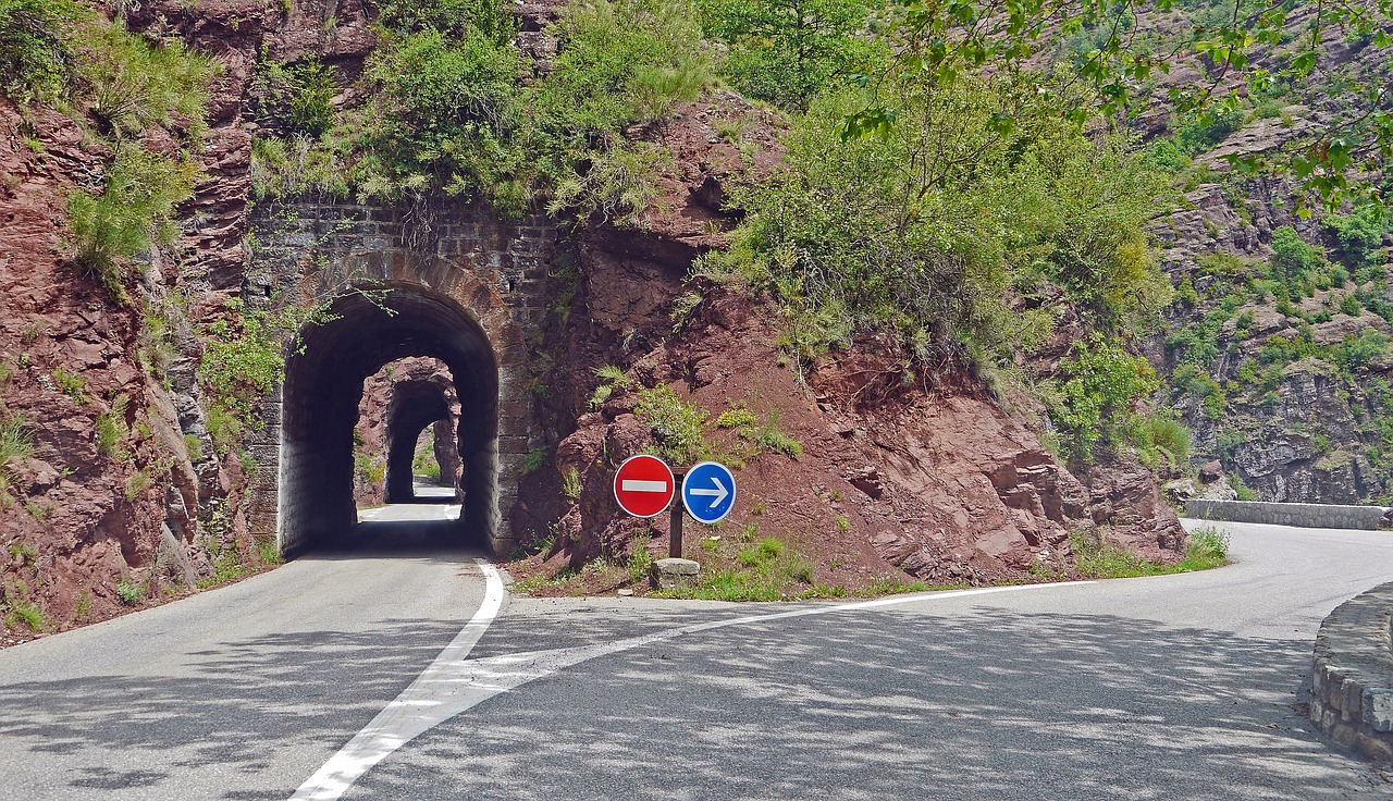 daluis gorges tunnel bypass free photo
