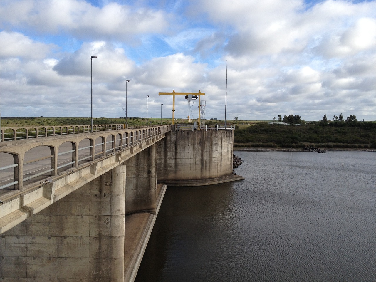 dam river uruguay free photo