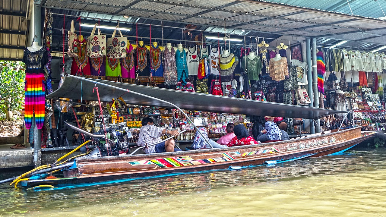 damnoen saduak floating market thailand bangkok free photo
