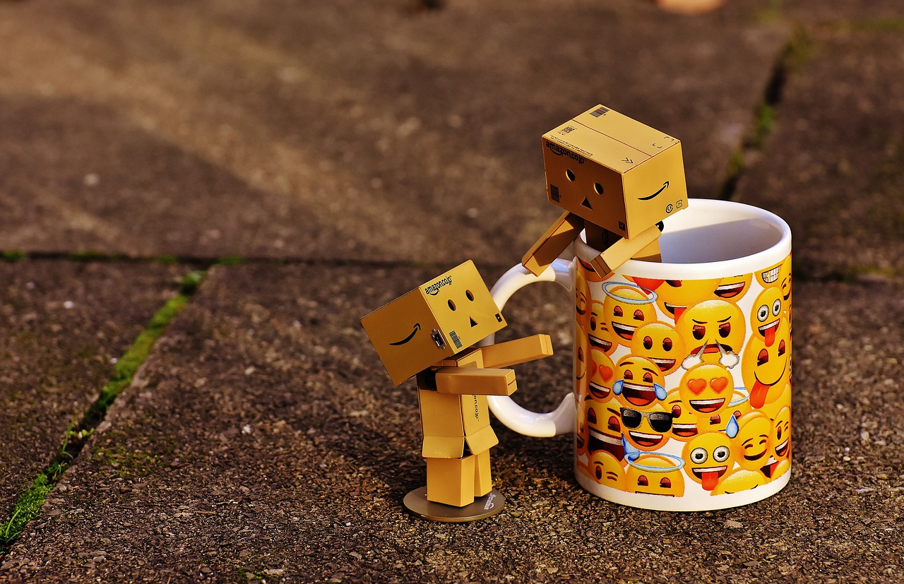 danbo figures cup free photo