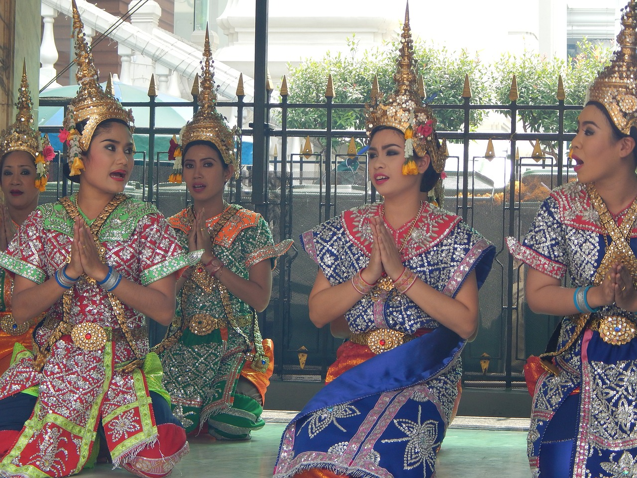 dancers traditional thai free photo