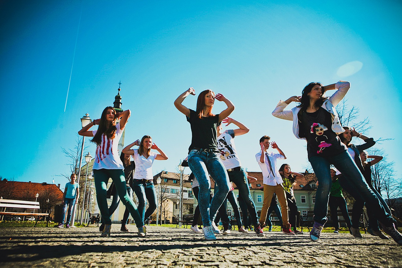 dancing girls young free photo