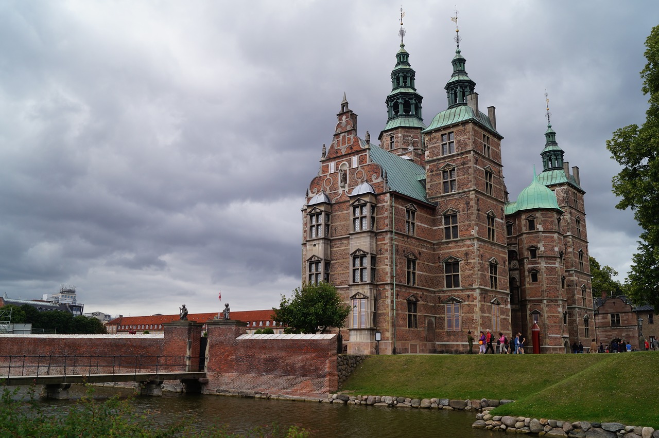 dänermark castle grey sky free photo