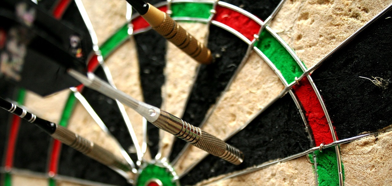dart board darts target free photo