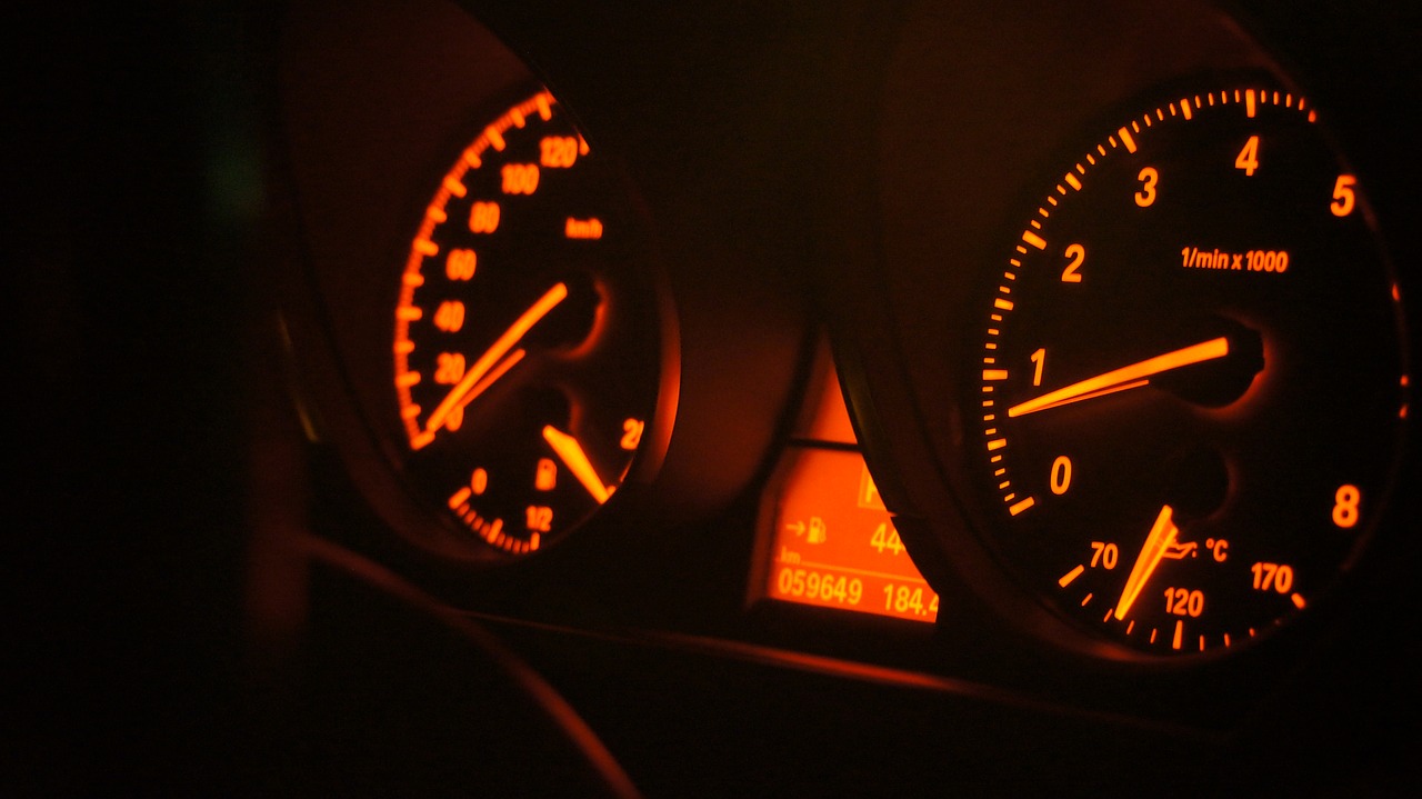 dashboard  car  speedometer free photo