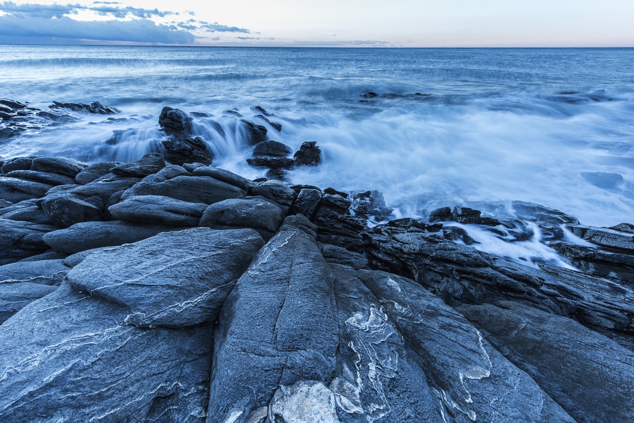 dawn beach guilche free photo