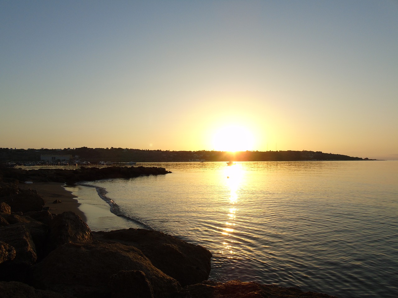 dawn sea horizon free photo