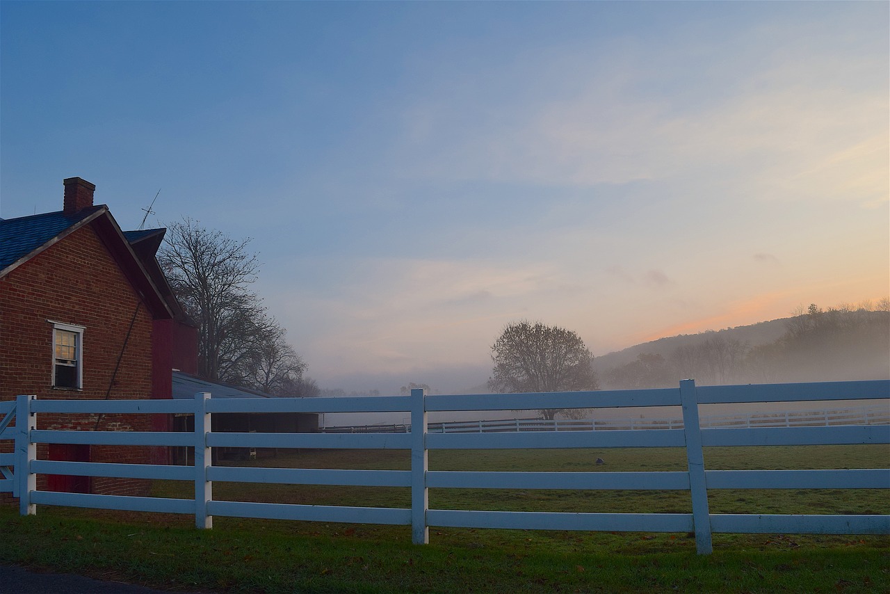 dawn farm fence free photo