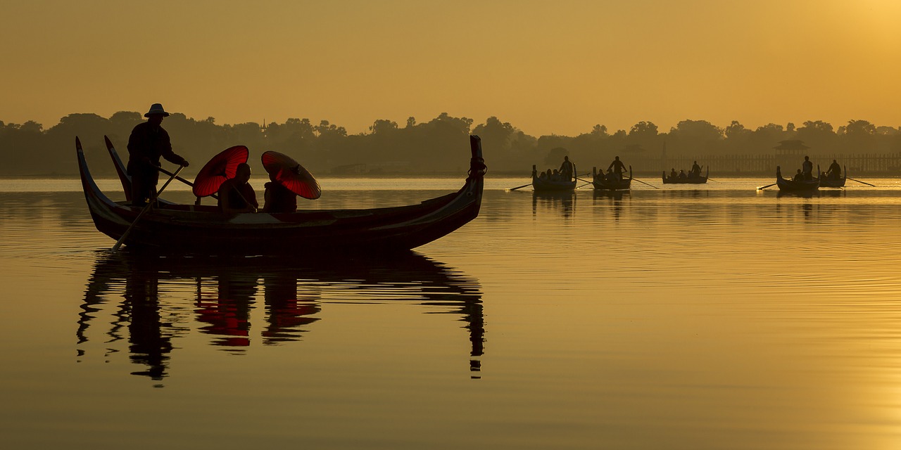 dawn water sunset free photo