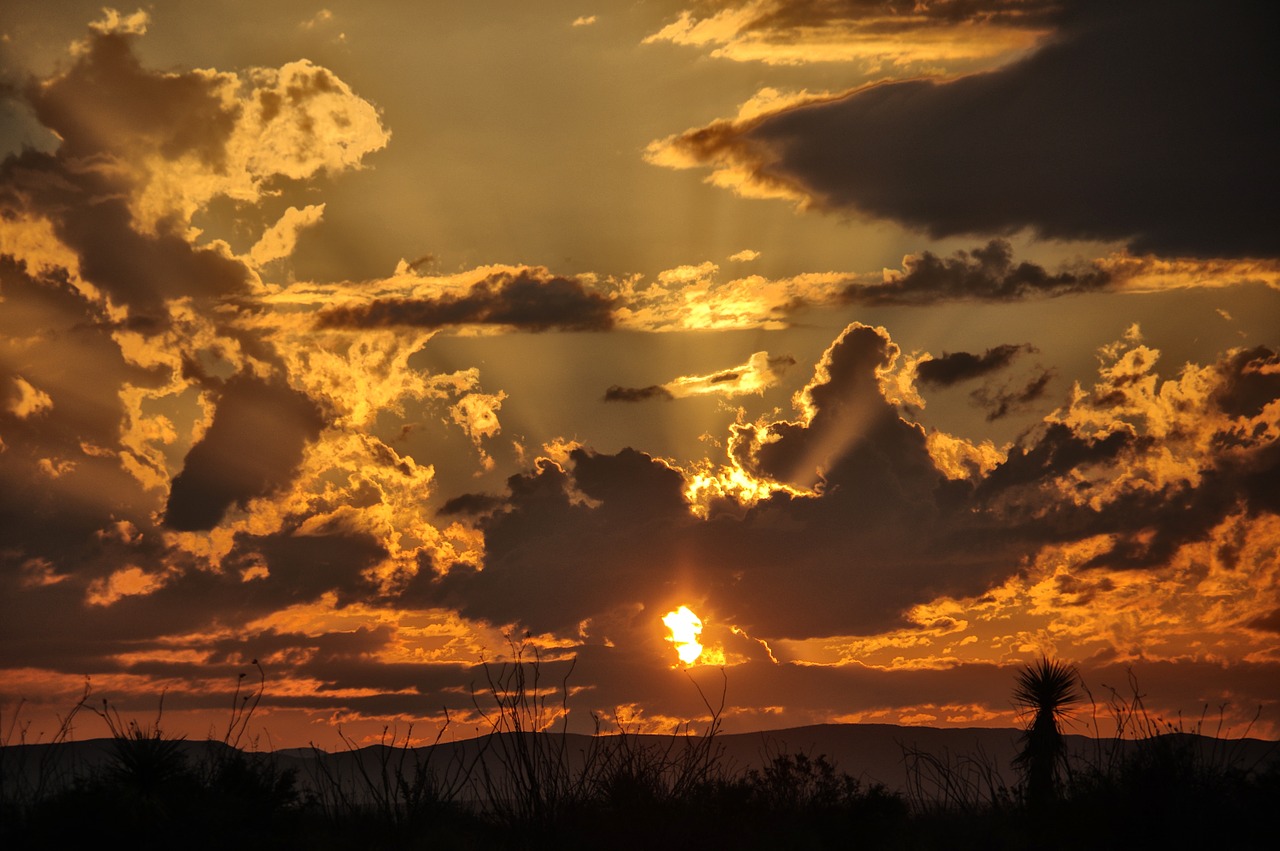 dawn desert clouds free photo