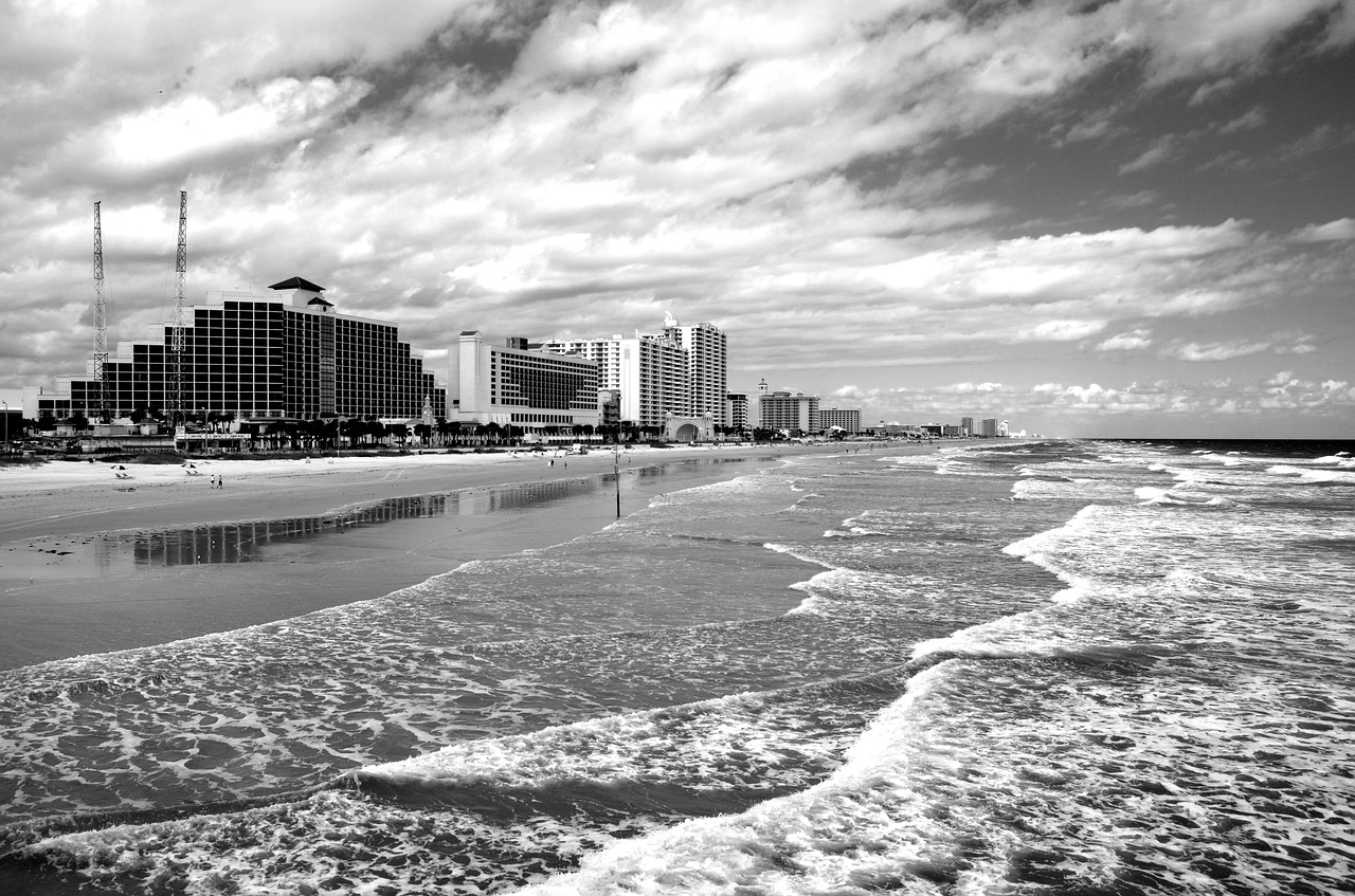 daytona beach  florida  tourism free photo