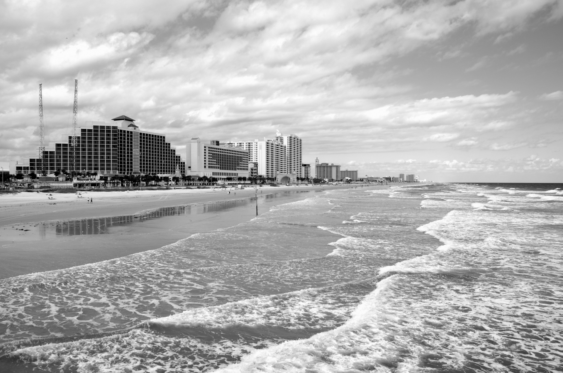 famous daytona beach florida free photo