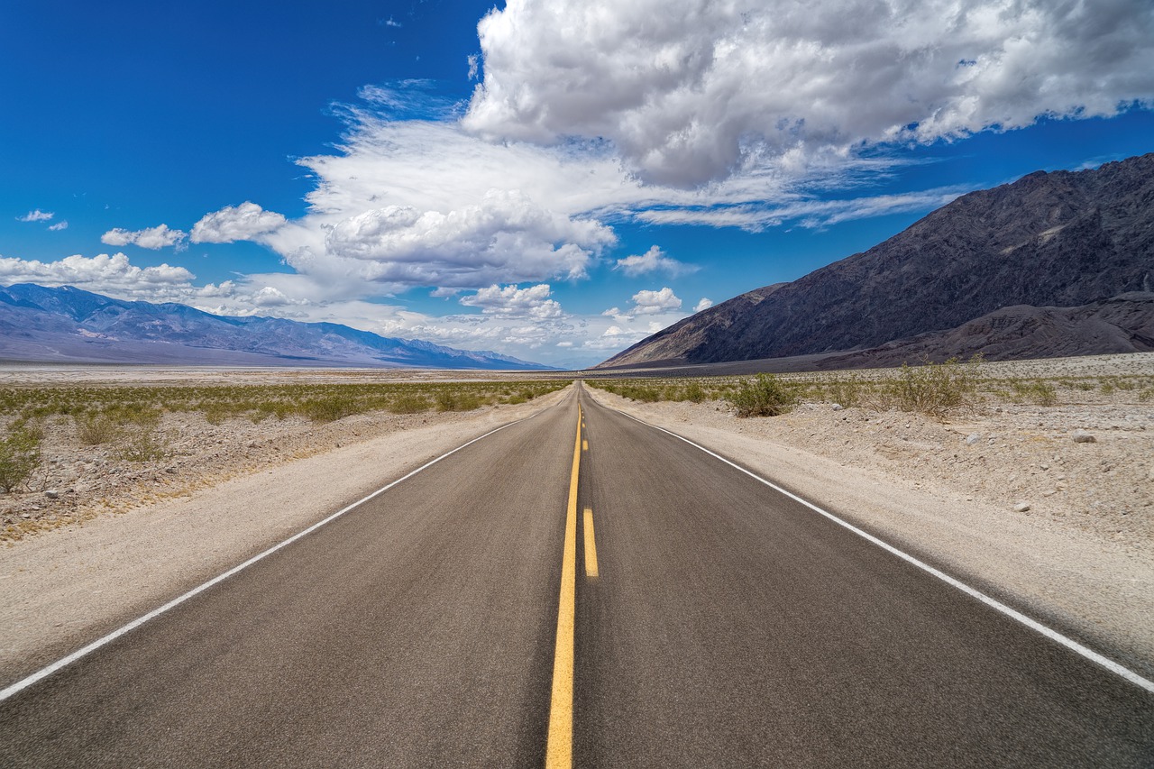 death valley  road  landscape free photo