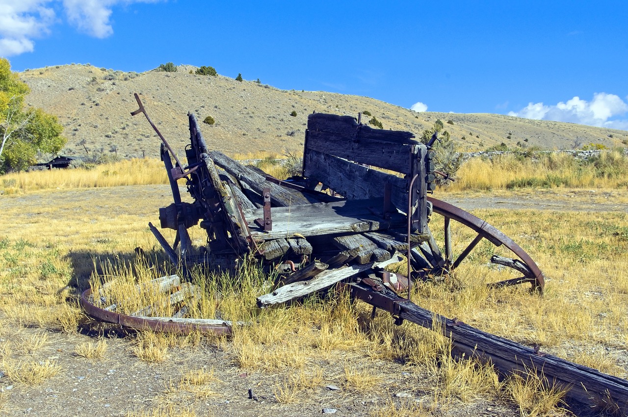 decaying wagon  bannack  state free photo