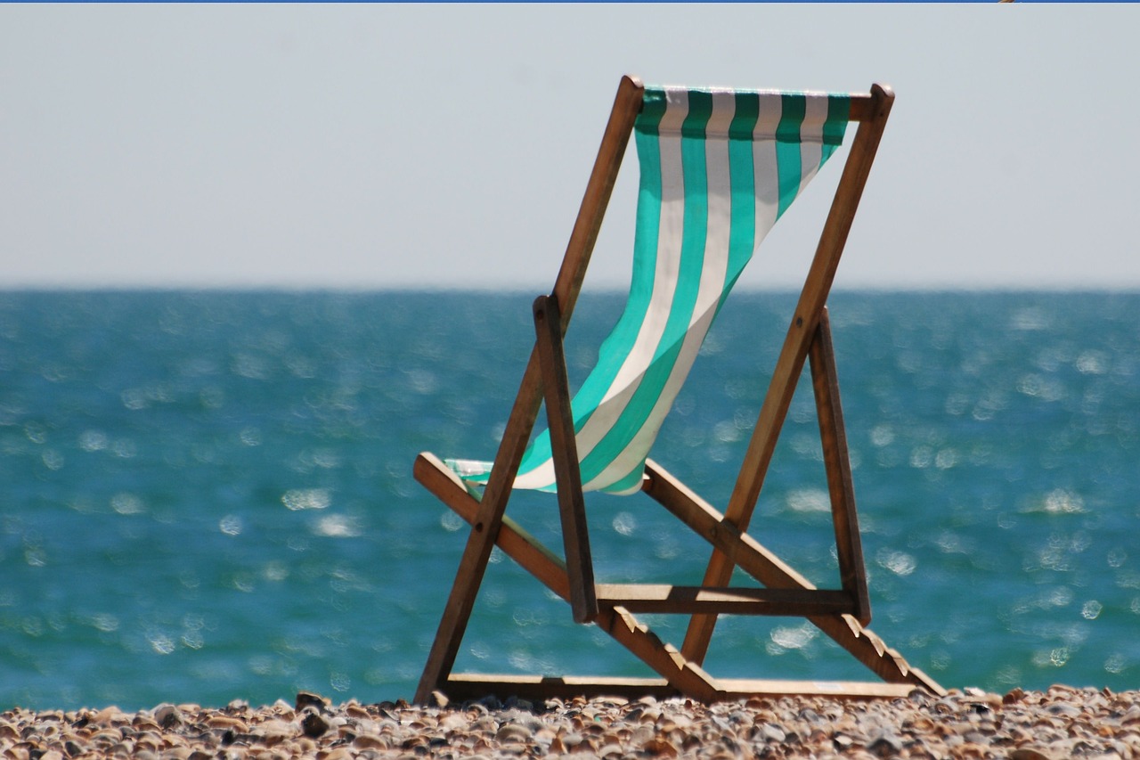 deckchair summer ocean free photo