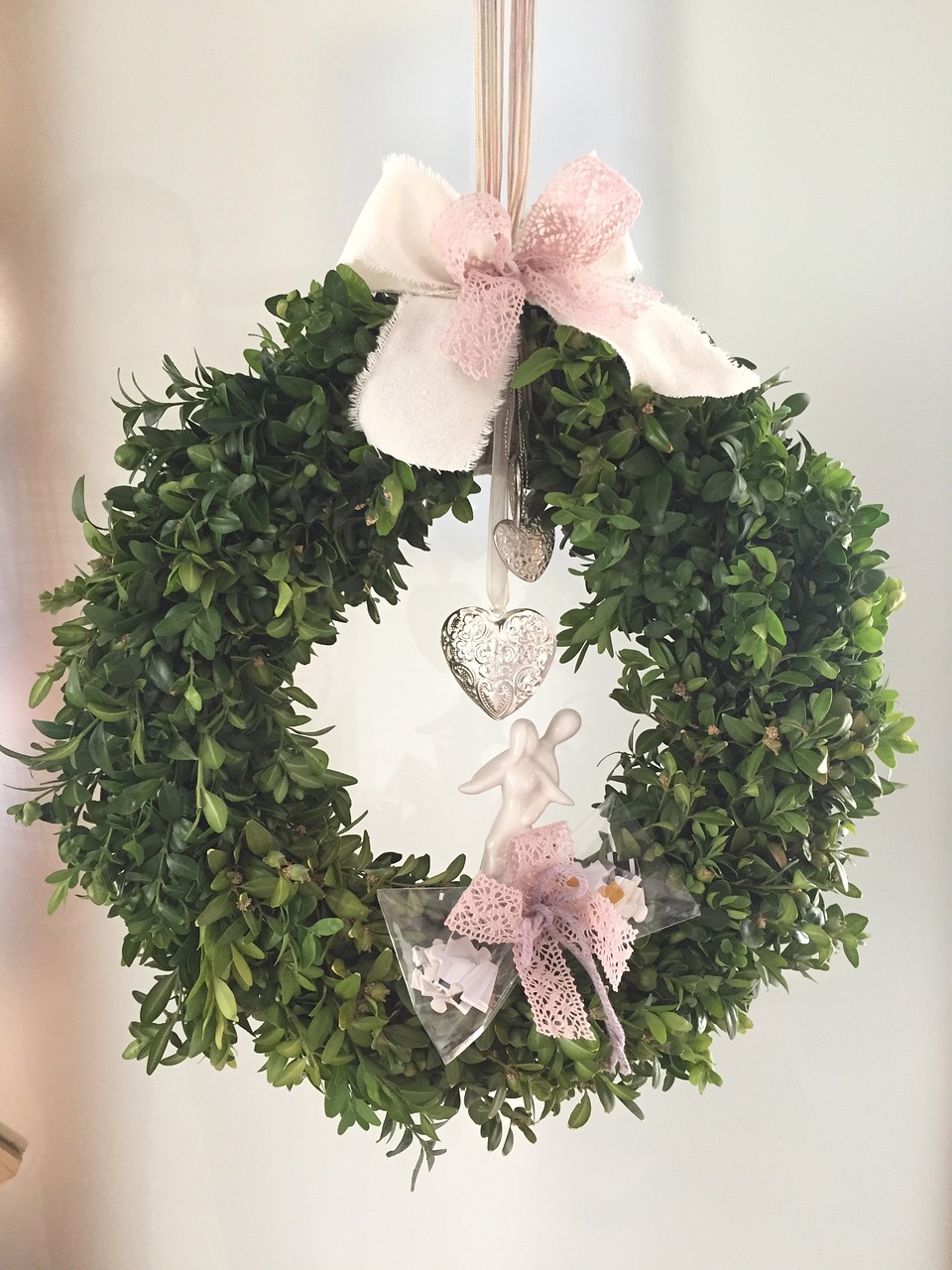 decoration wreath boxwood free photo