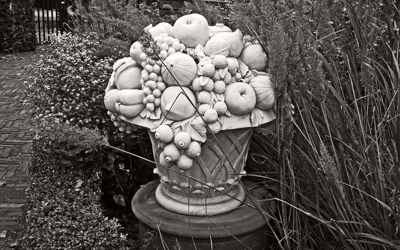 decoration garden decoration stone vase free photo
