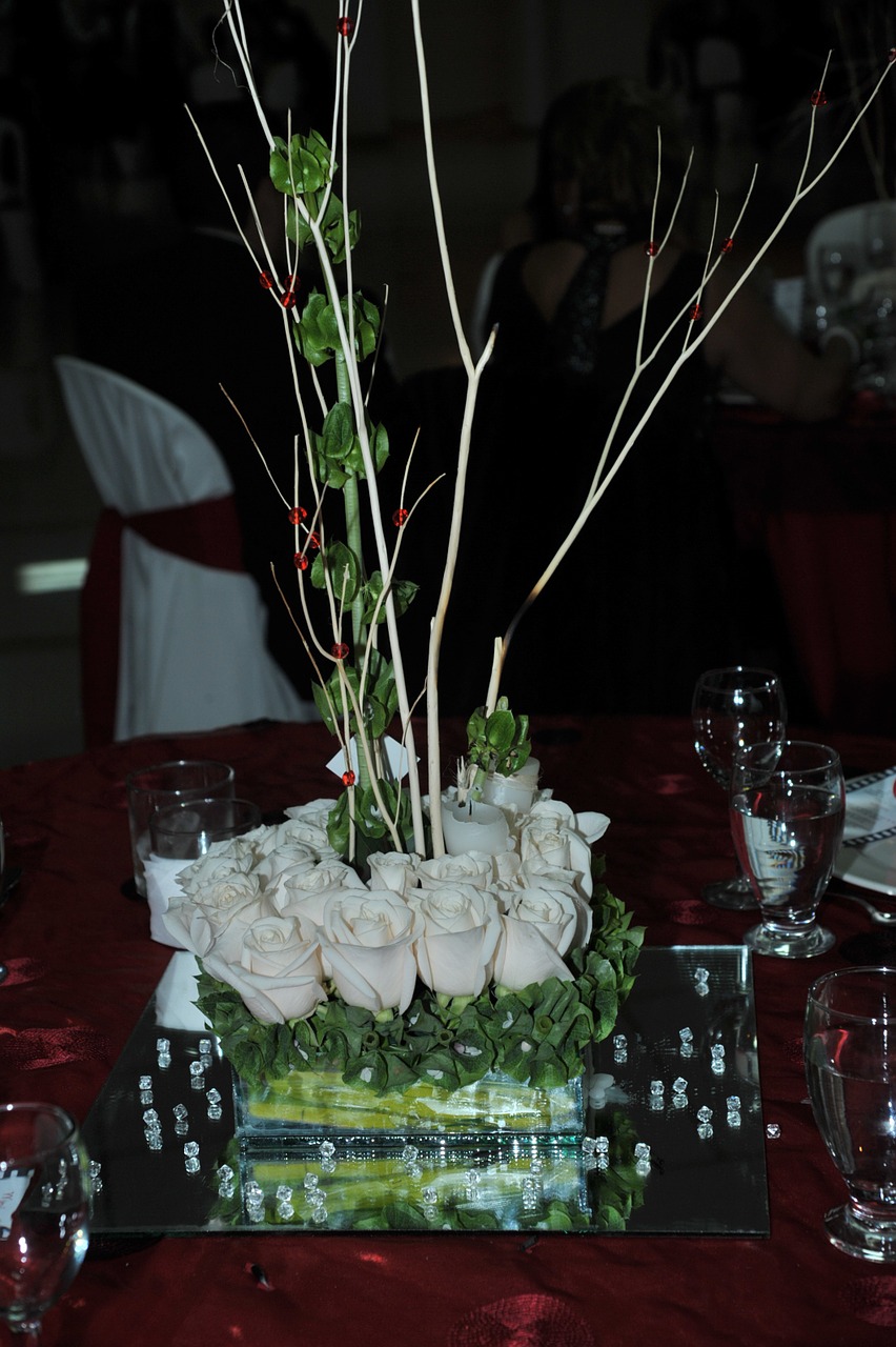 decoration centerpiece roses free photo