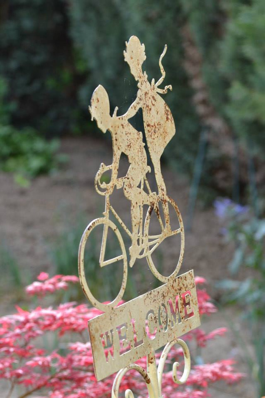 decoration garden bicycle free photo