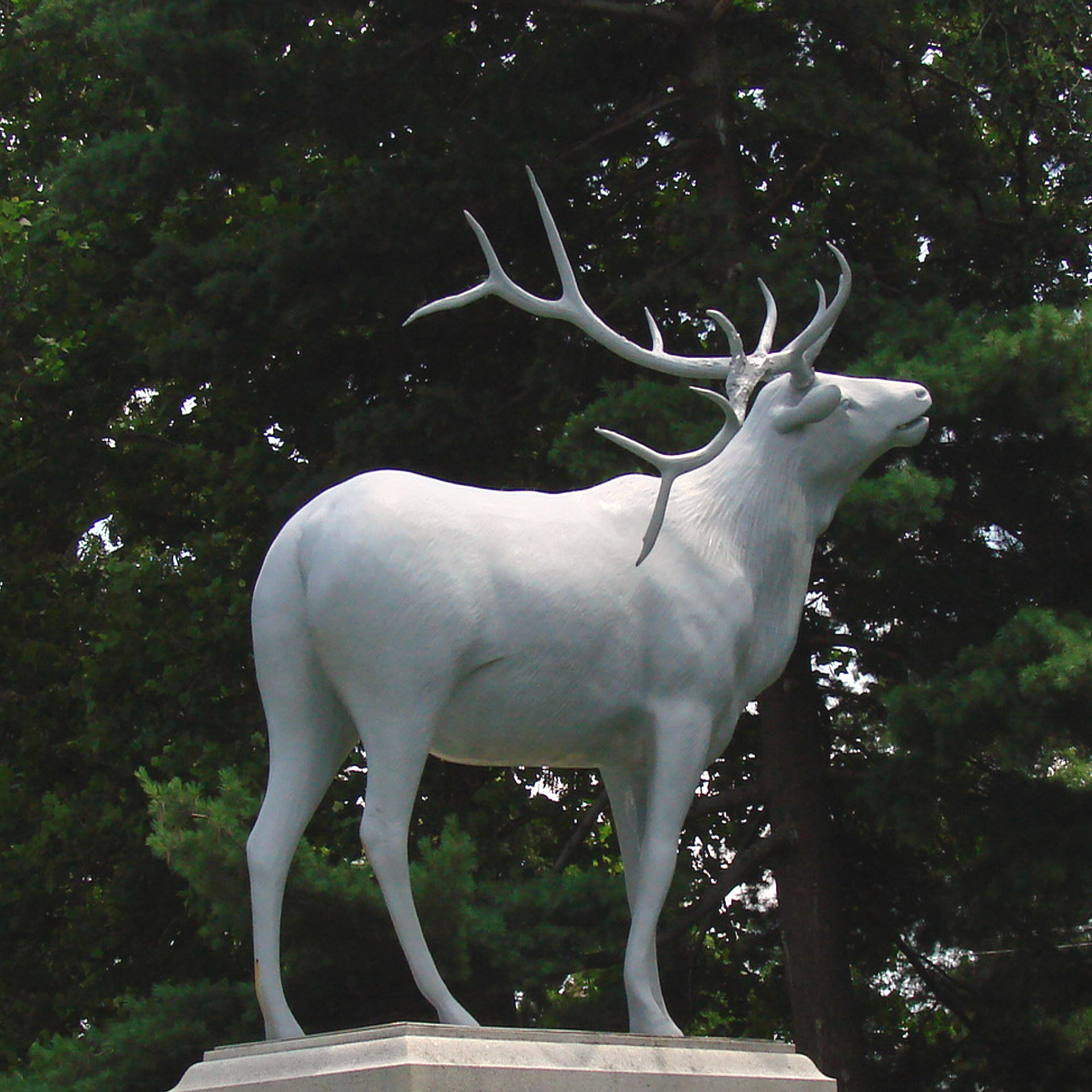 deer monument cemetery free photo