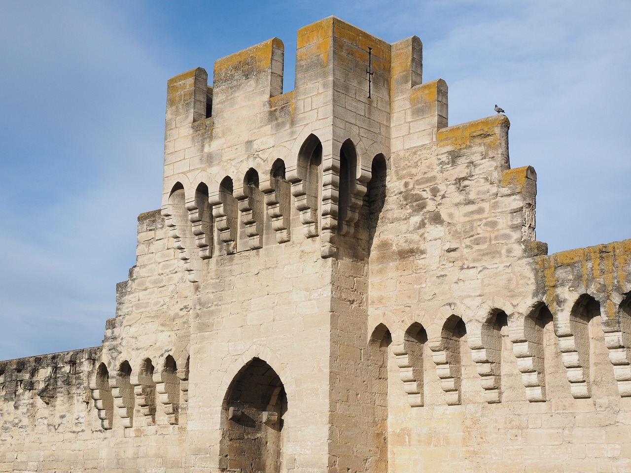 defensive tower tower battlements free photo