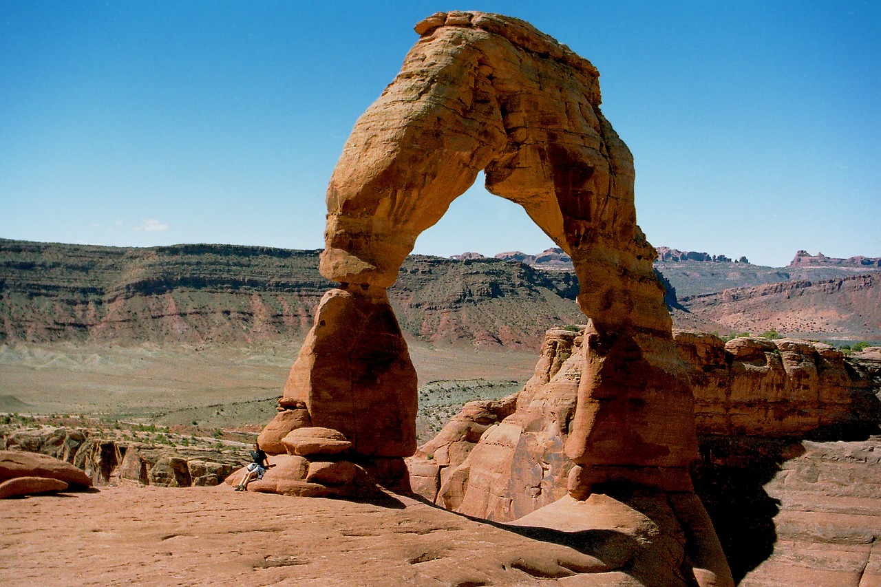delicate arch rock formation free photo