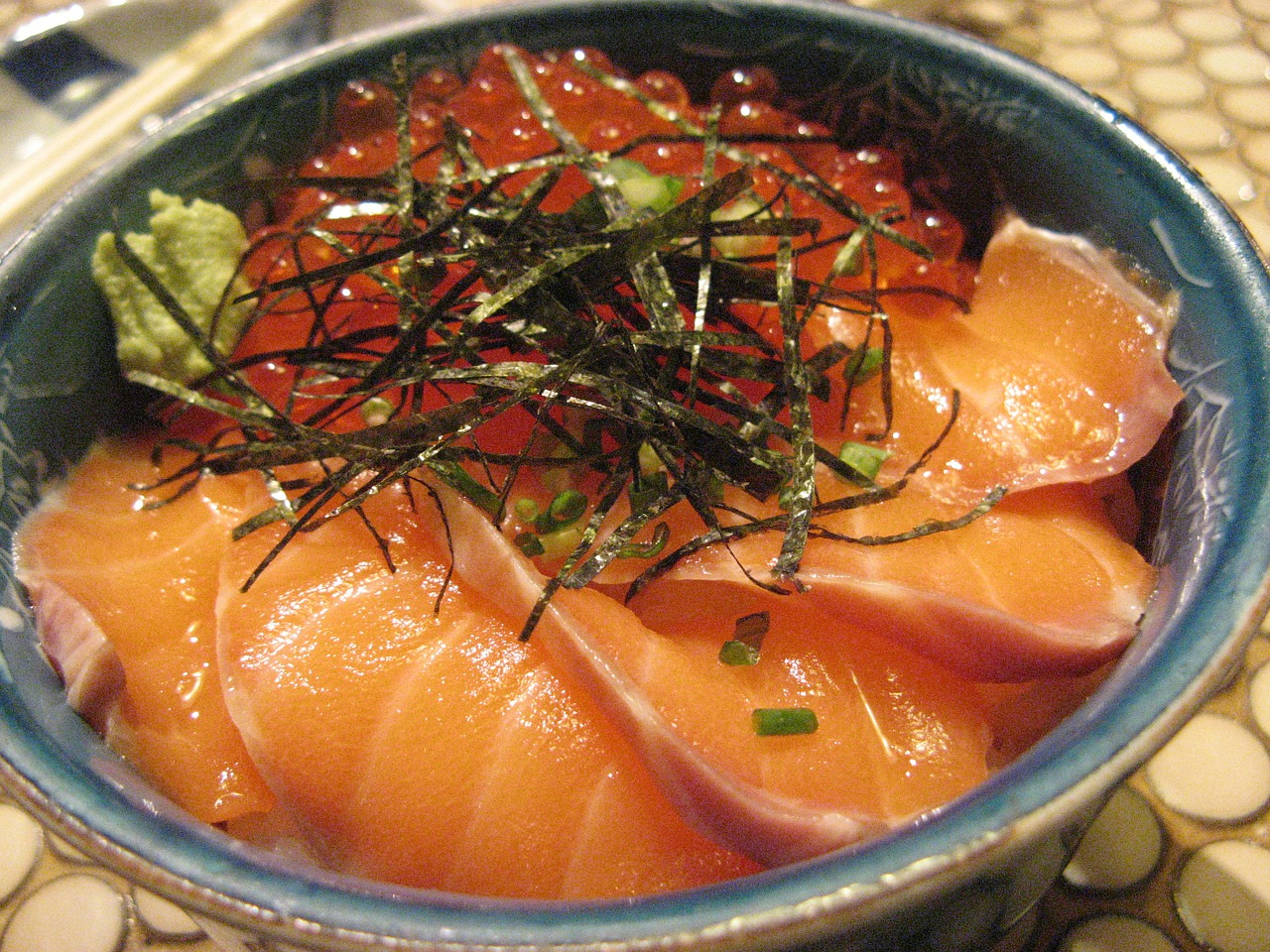 delicious salmon salmon roe salmon rice free photo