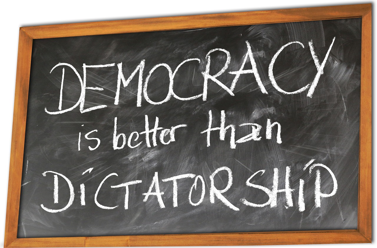 demokratie dictatorship board free photo