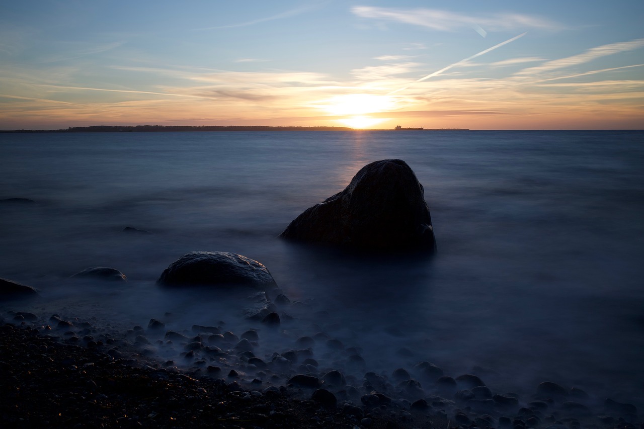 denmark  kalunborg  sea free photo