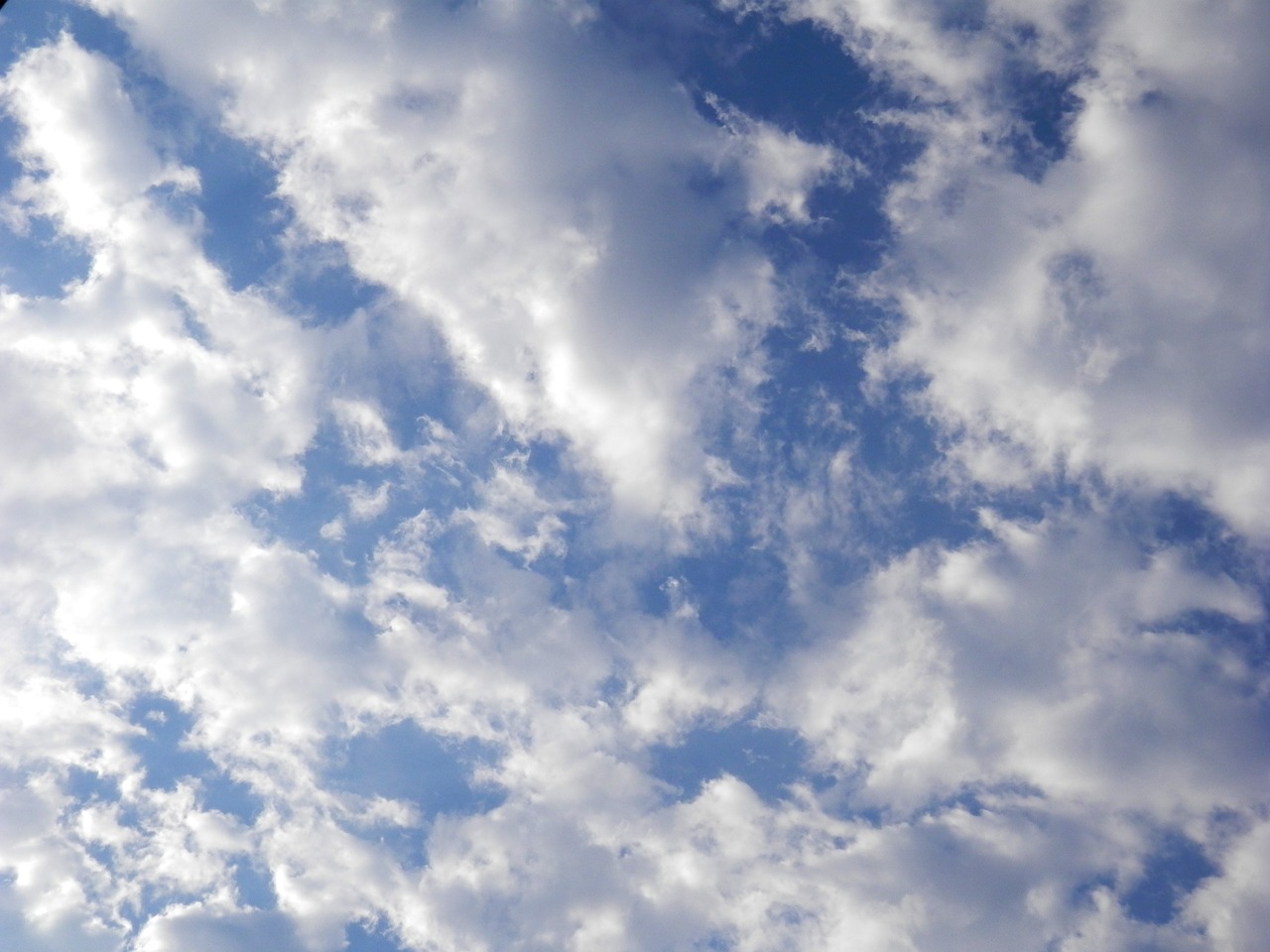 dense clouds overcast sky clouds texture free photo