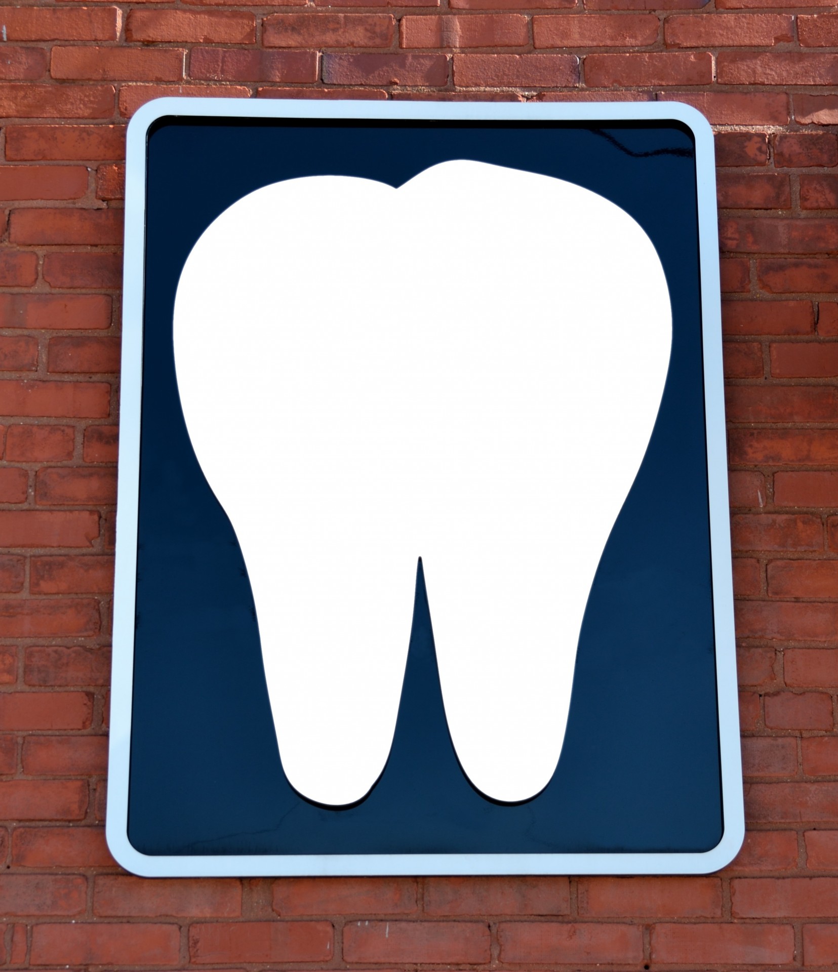 tooth sign dentist free photo