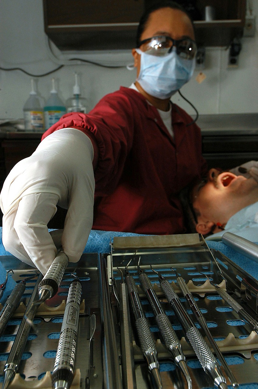 dental technician man hypodermics free photo