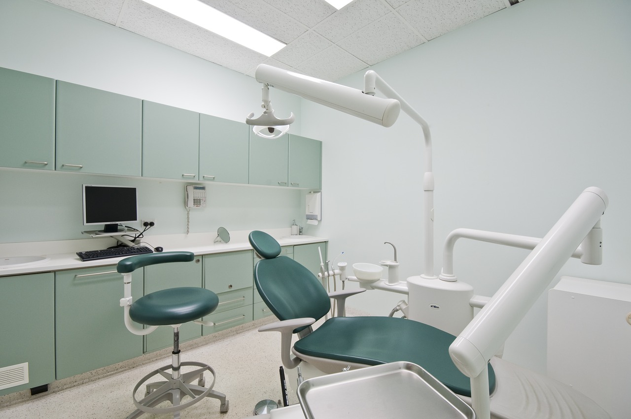 dentist dental office dentistry free photo
