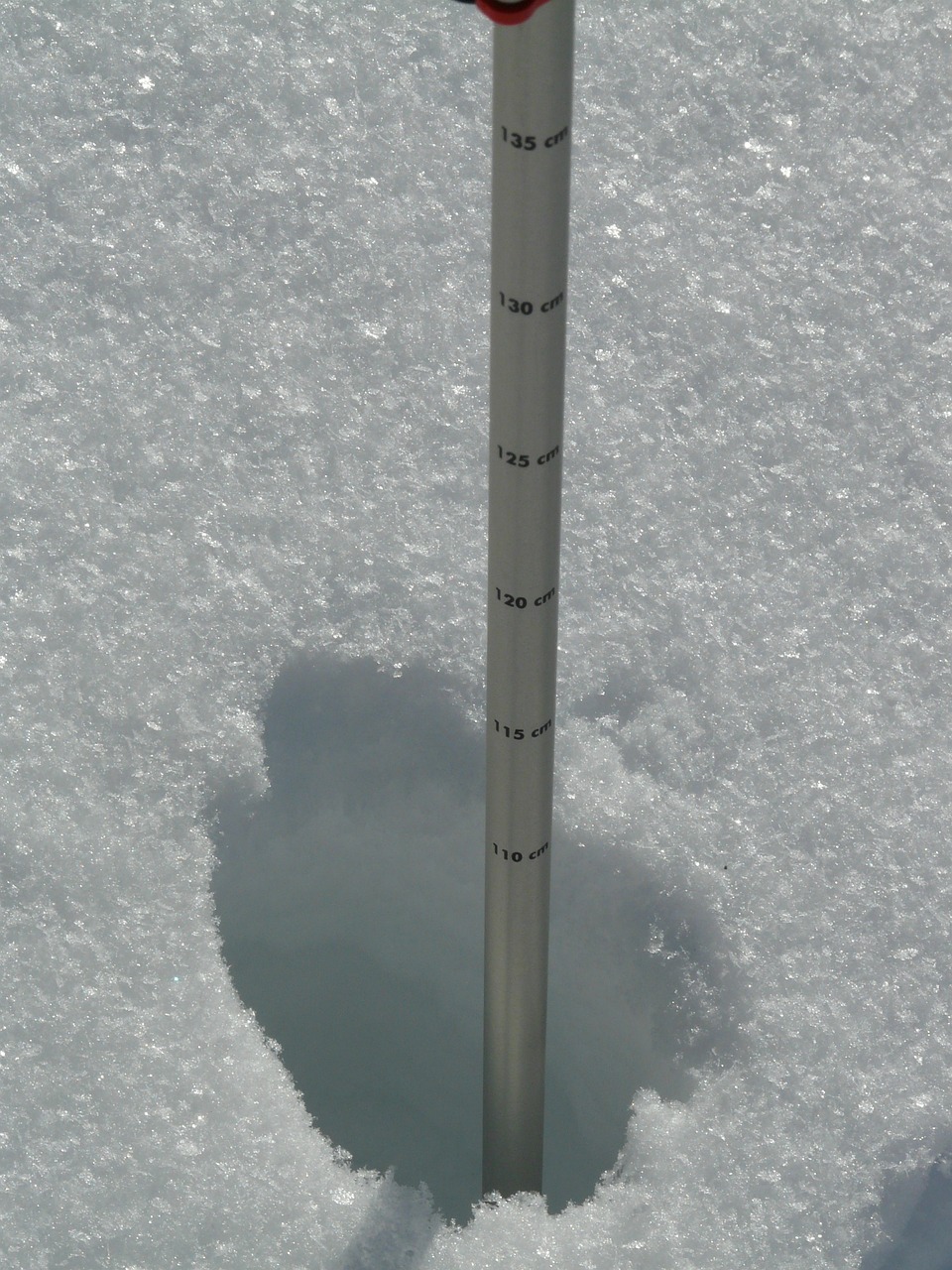 depth of snow measurement snow free photo