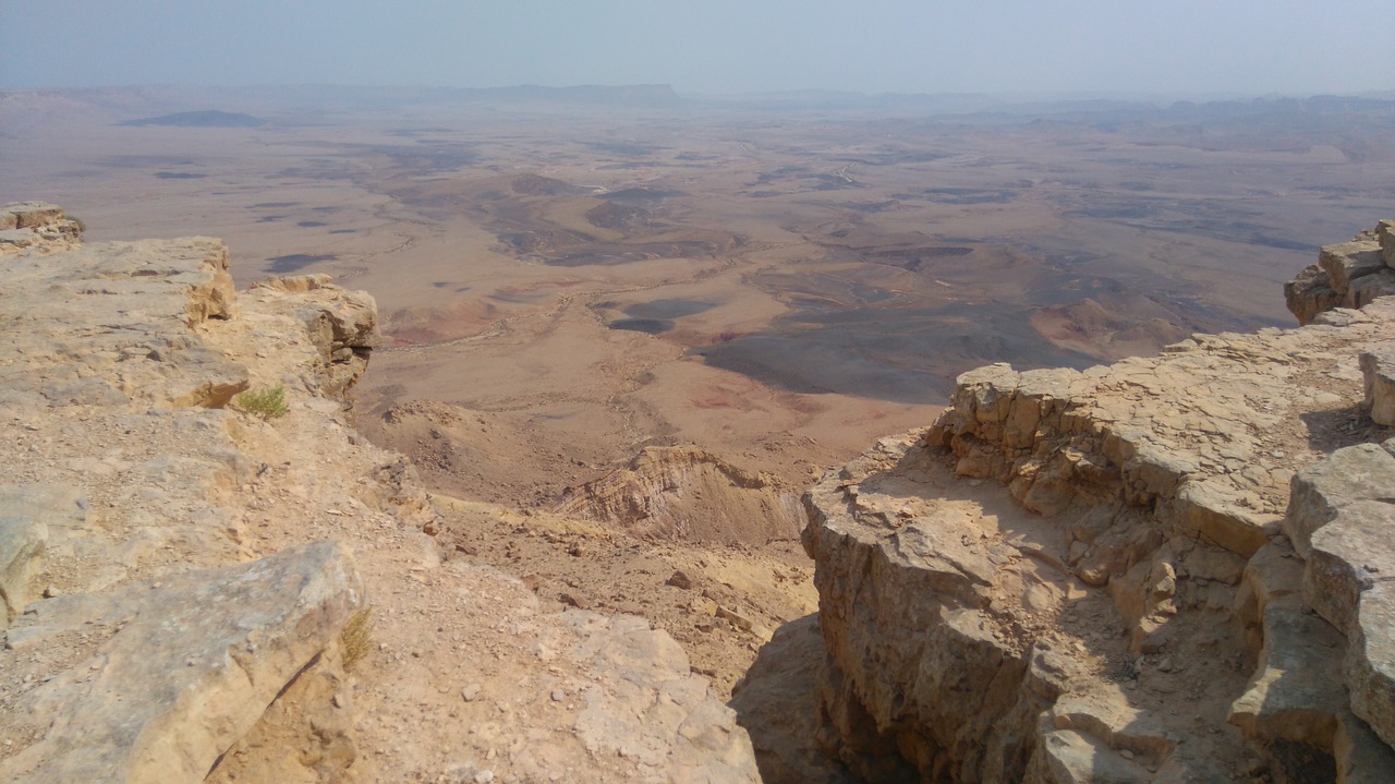 desert israel ramon crater free photo