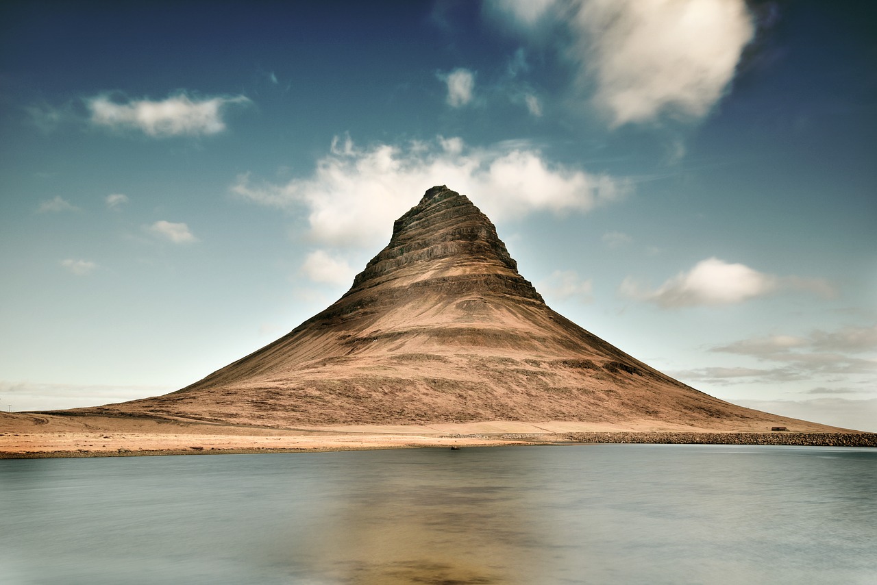 desert landscape mountain free photo