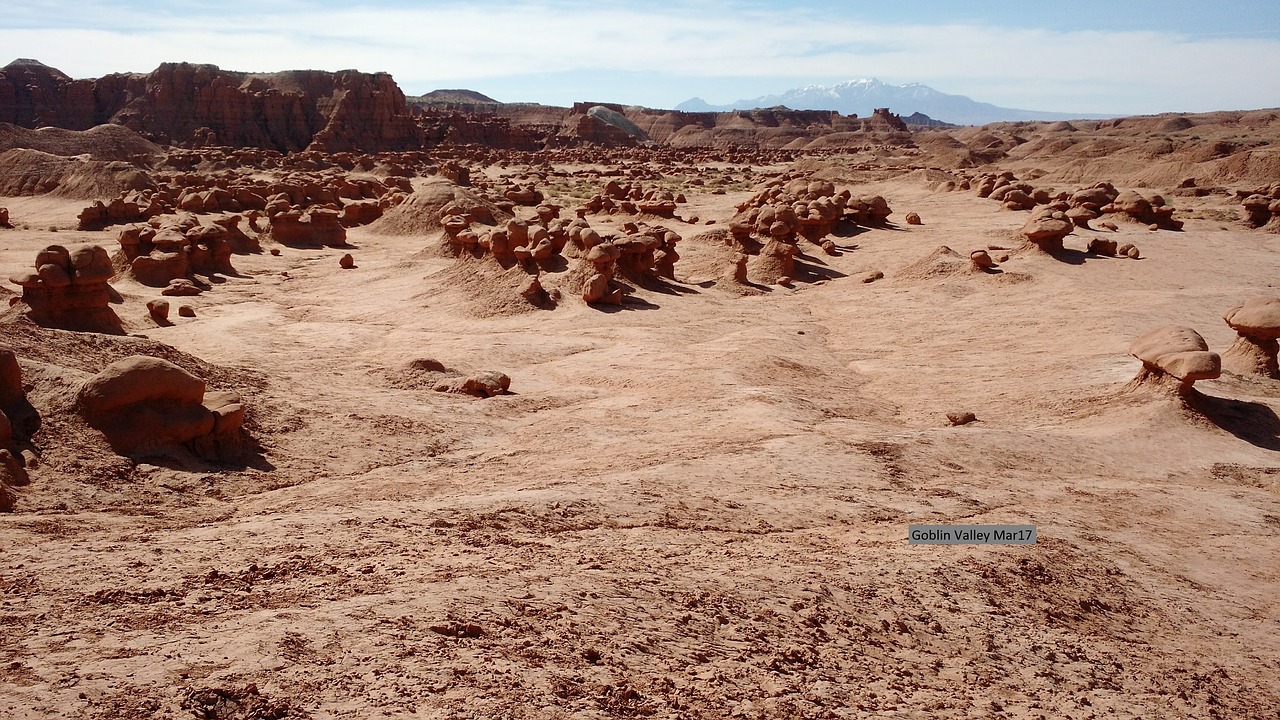 desert mountain landscape free photo
