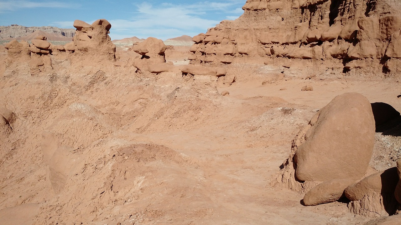 desert arid mountain free photo