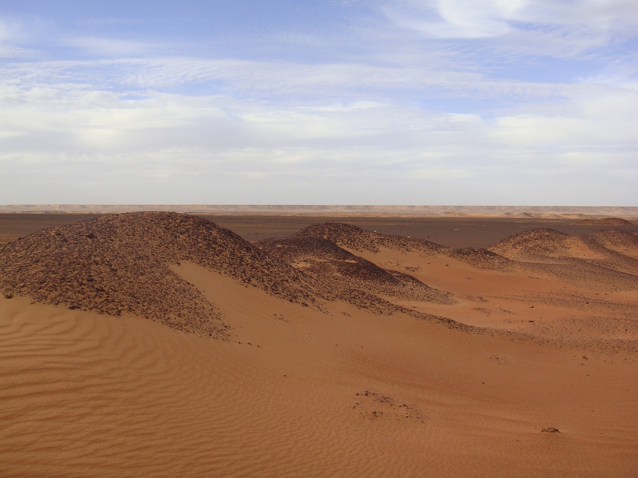 desert sand dunes free photo